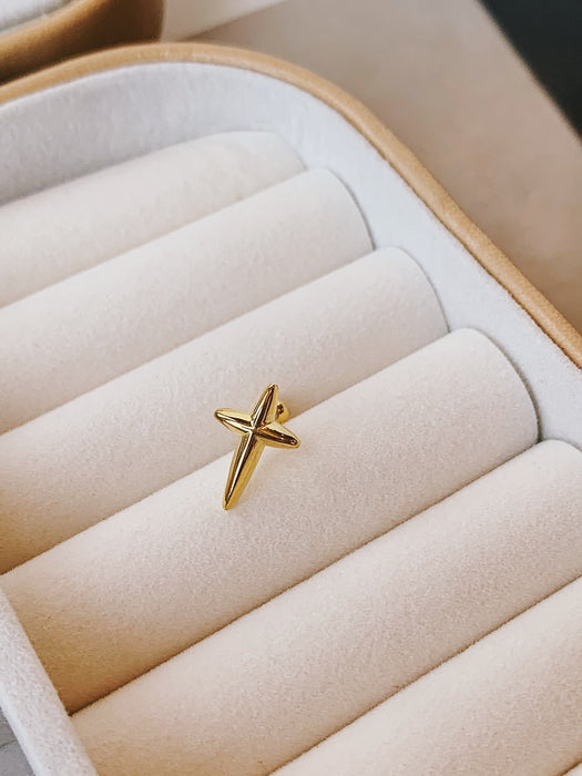 GRACE STUDS