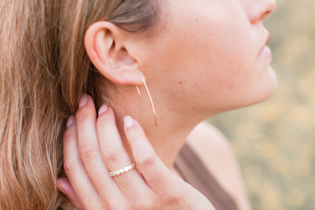 BUBBLE LINE EARRINGS